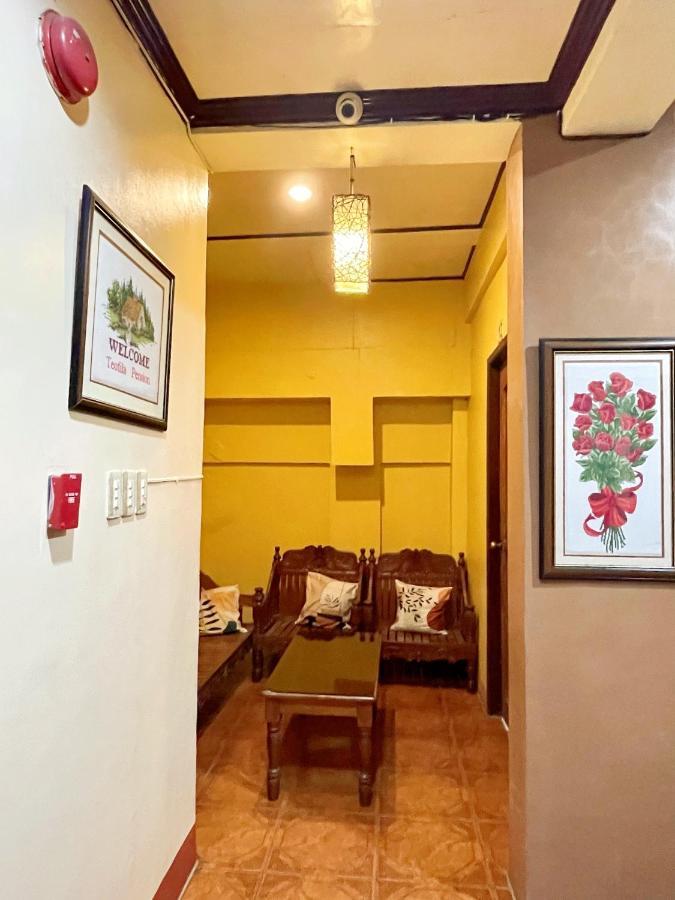 Teofila Pension Puerto Princesa Esterno foto